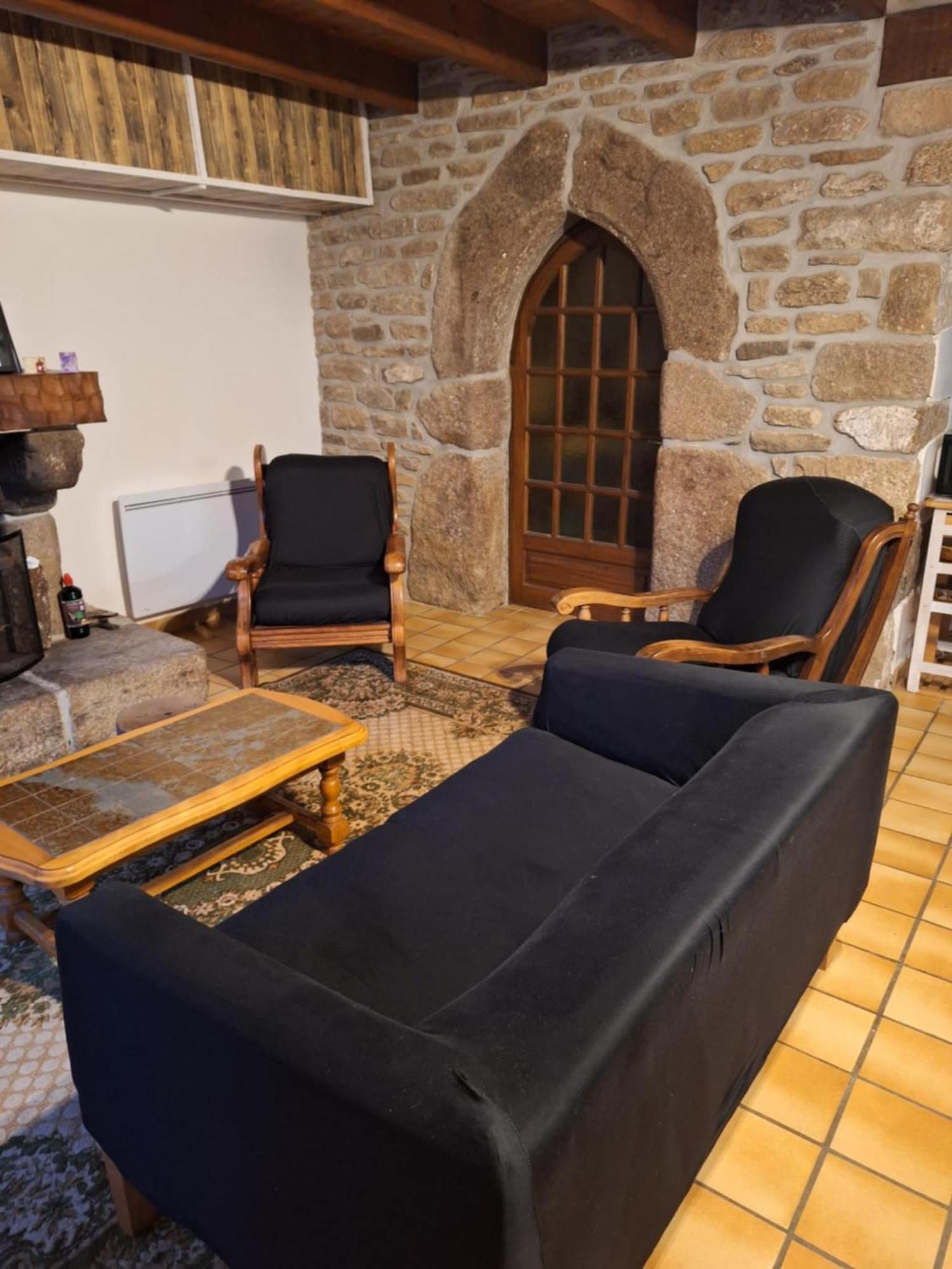 Gite Des Monts D'Arree La Feuillee Exterior foto